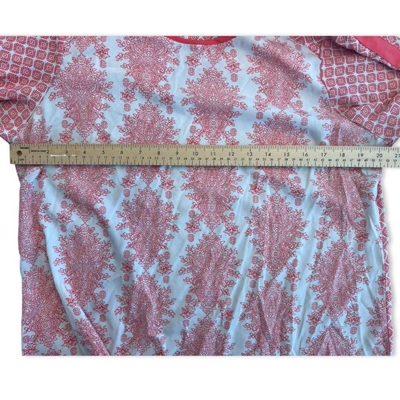 Pink & White Paisley Top - Size Large - Picture 6 of 6